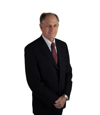 Portrait of Ted Winninger, Commercial Broker.